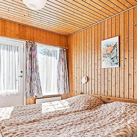 6 Person Holiday In *